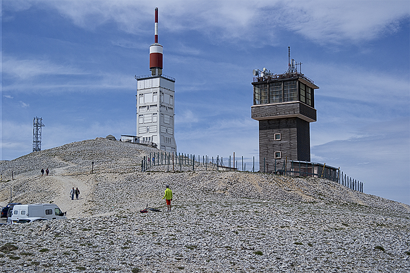 Provence 2014 +20140606_0531 als Smartobjekt-1 Kopie.jpg - Das hätten wir uns sparen können -uns erwartete  eine Steinwüste und die Sicht war auch nicht so dolle